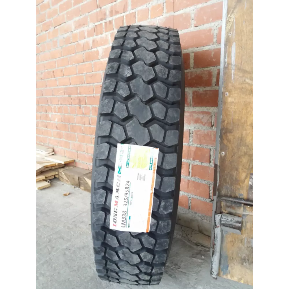 Грузовая шина 325/95 R24 Long March LM-338 22PR в Суксуне