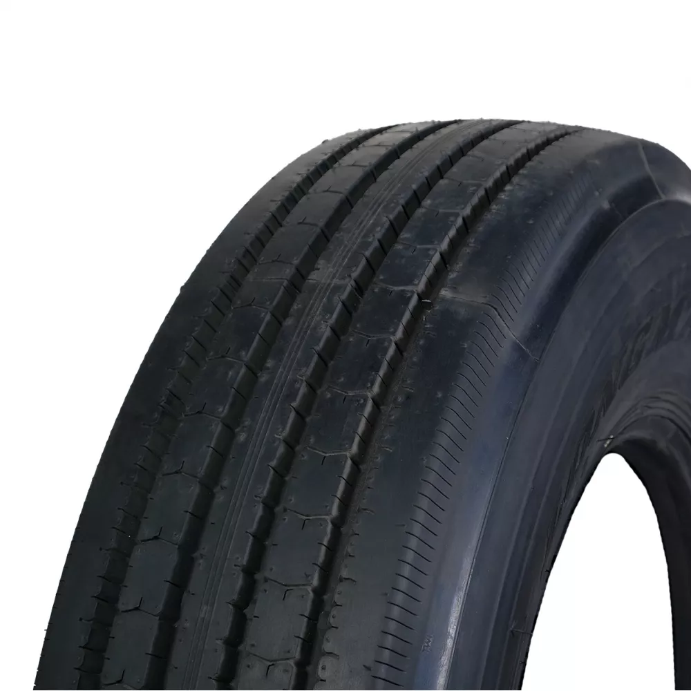 Грузовая шина 295/80 R22,5 Long March LM-216 18PR в Суксуне